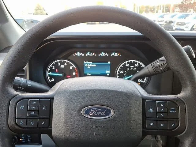 New 2026 Oxford White Ford XL image 14