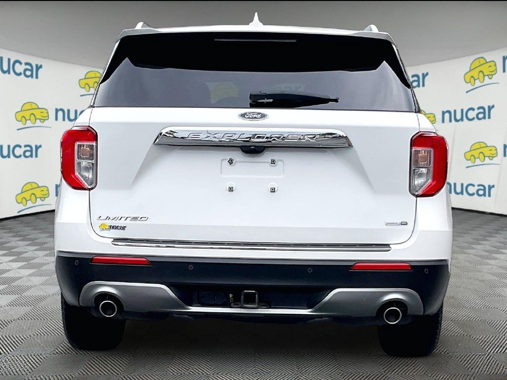 Used 2020 White Ford Limited image 5