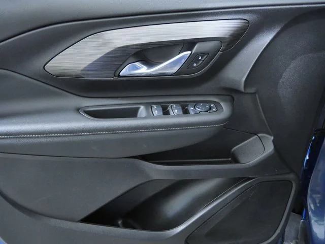 Used 2024 Blue GMC SLE image 19