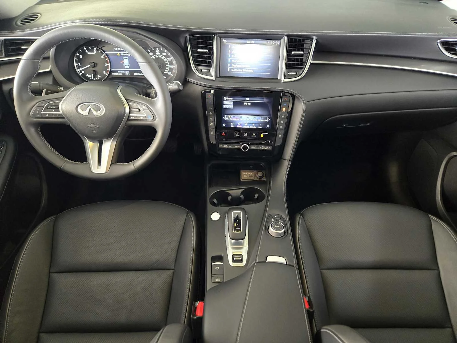 Certified Used 2023 Graphite Shadow INFINITI LUXE image 24