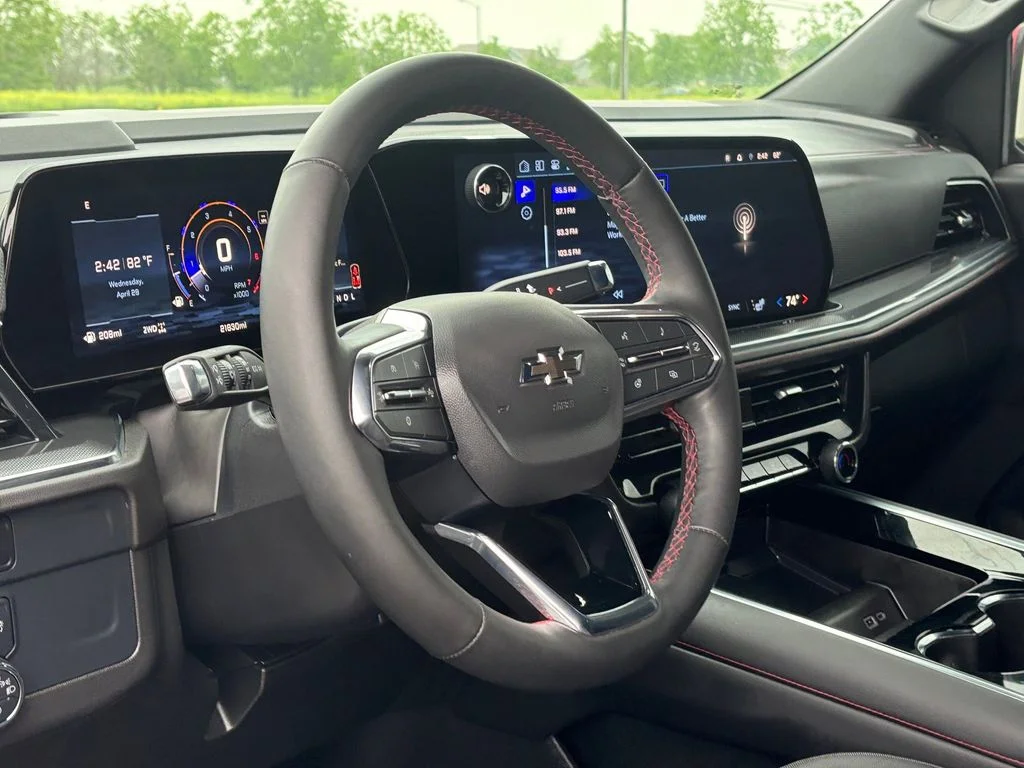 Used 2025 Red Chevrolet RST image 9