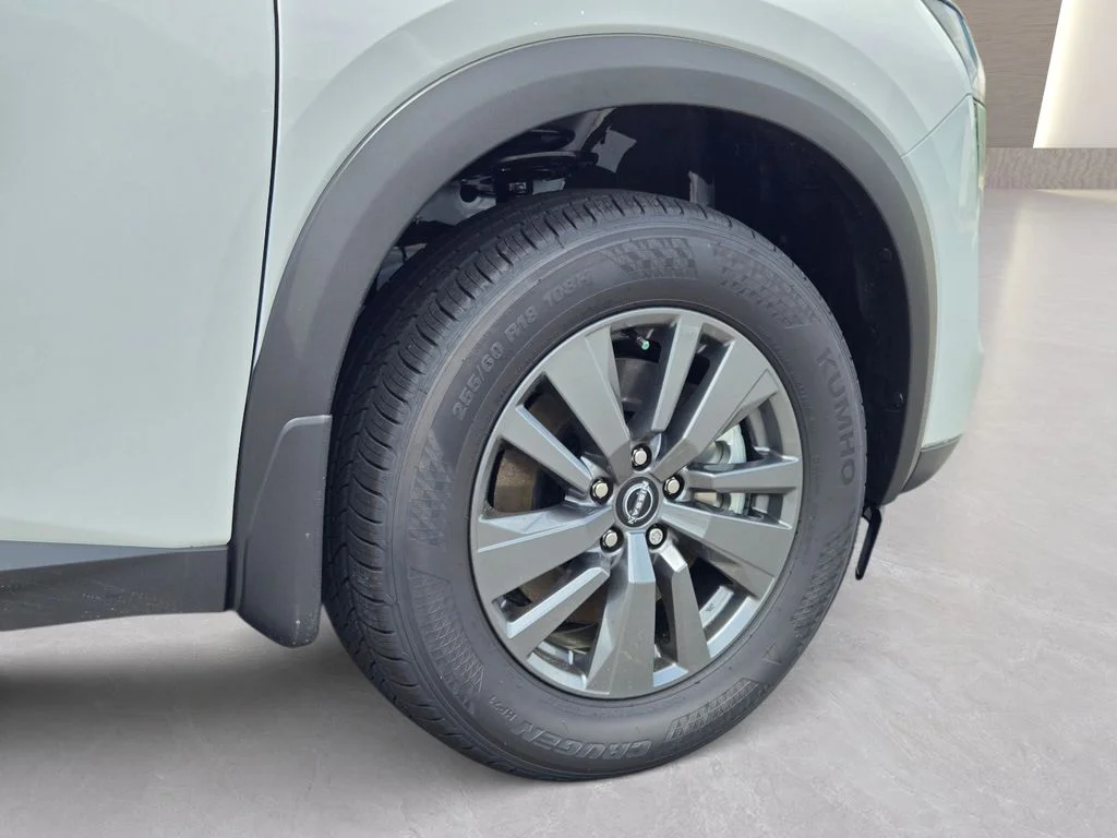 2026 Nissan Pathfinder SV - Photo 11