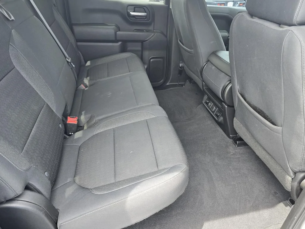 Used 2019 Summit White Chevrolet LT image 20