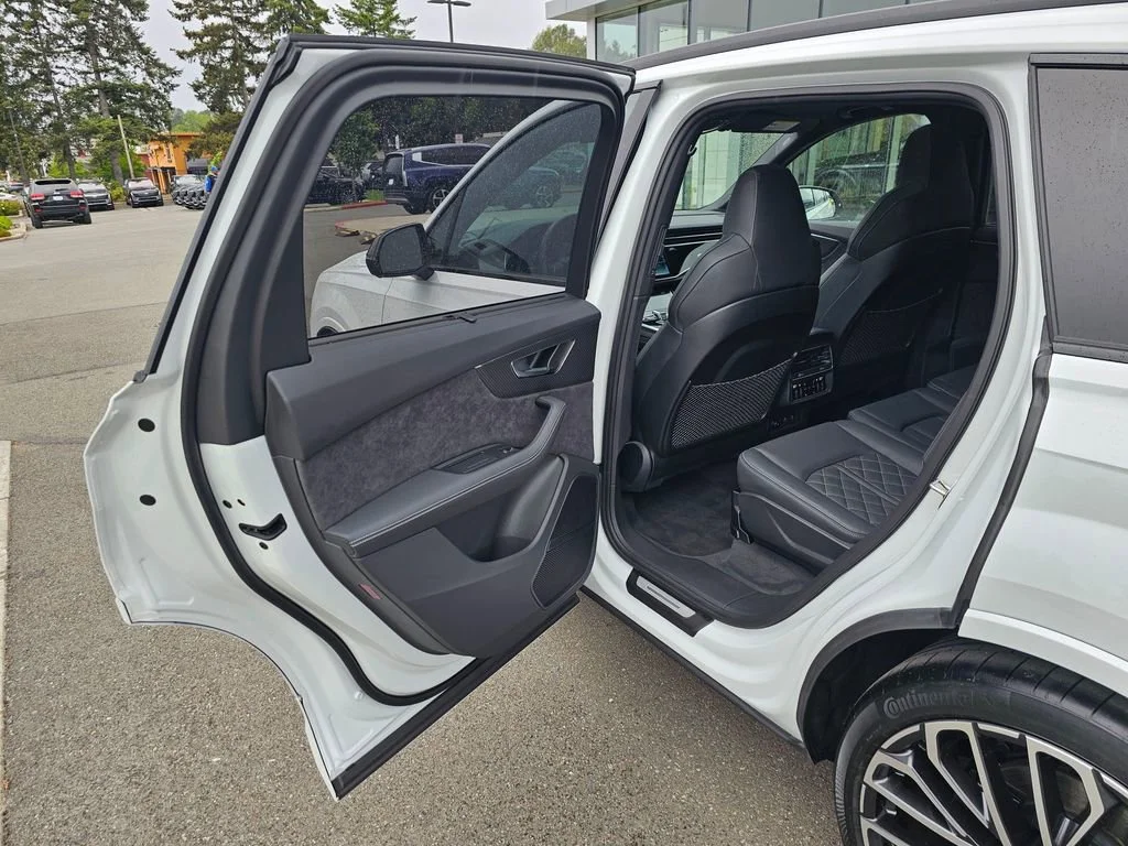 Used 2025  Audi Prestige image 15
