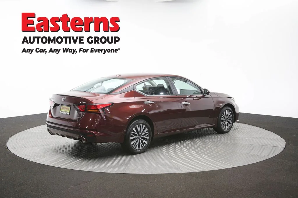 Used 2024 Red Nissan 2.5 SV image 43
