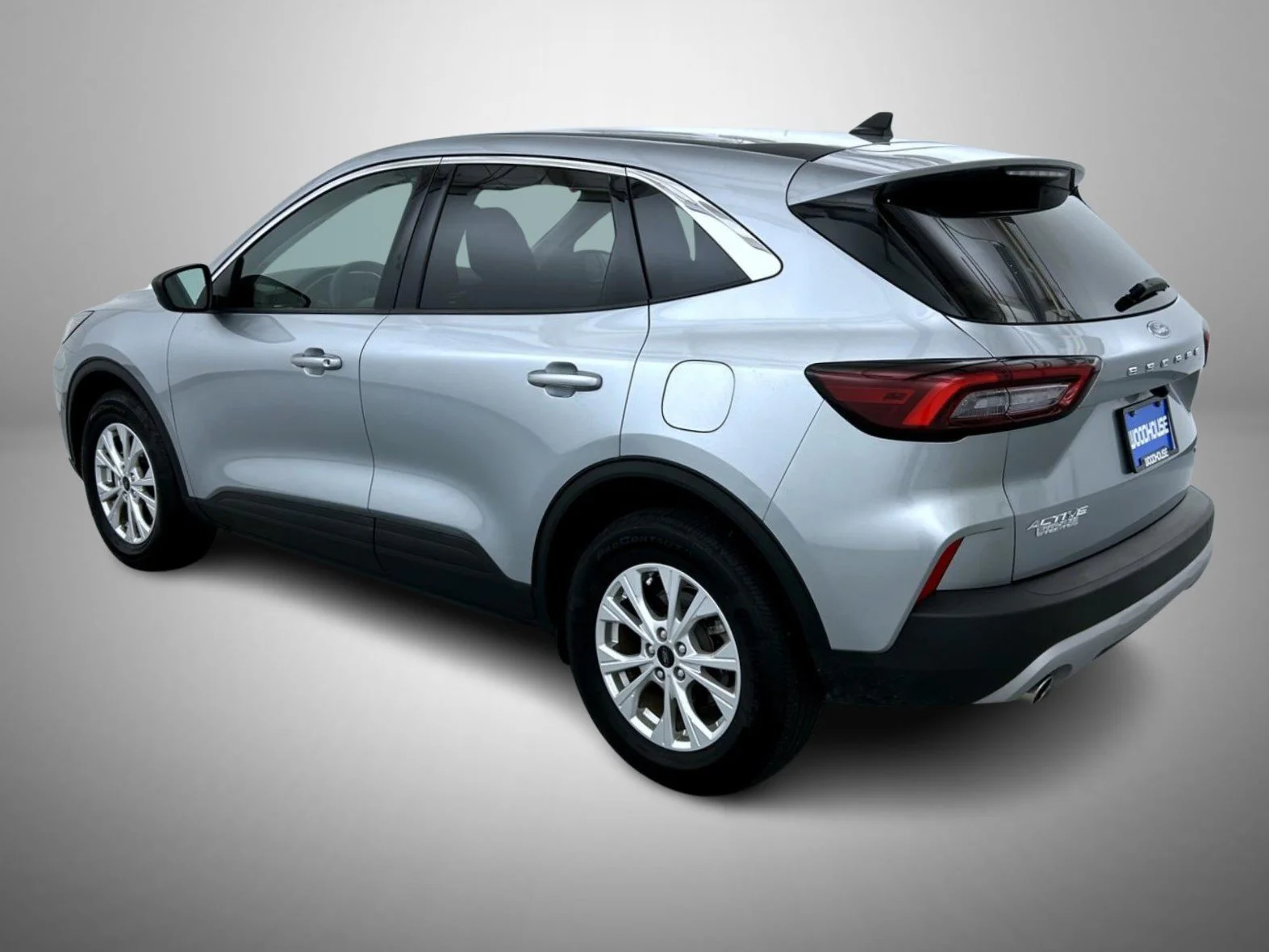 Used 2023 Silver Ford Active image 7
