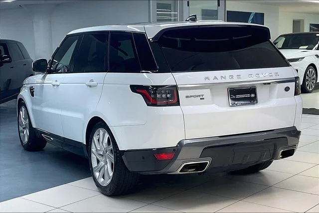 Used 2020 White Land Rover HSE image 16