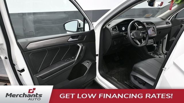 Used 2022 White Volkswagen 2.0T SE image 28