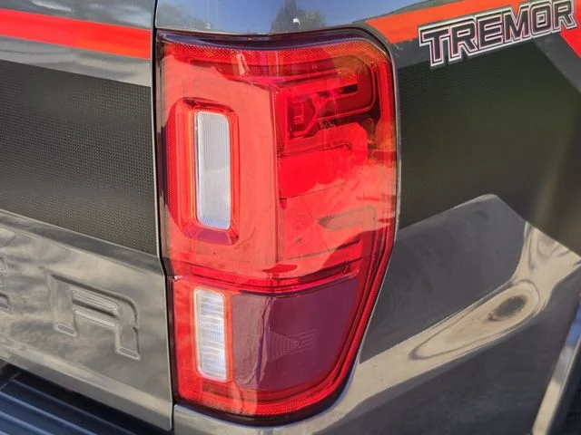 Used 2021 Gray Ford Lariat image 9