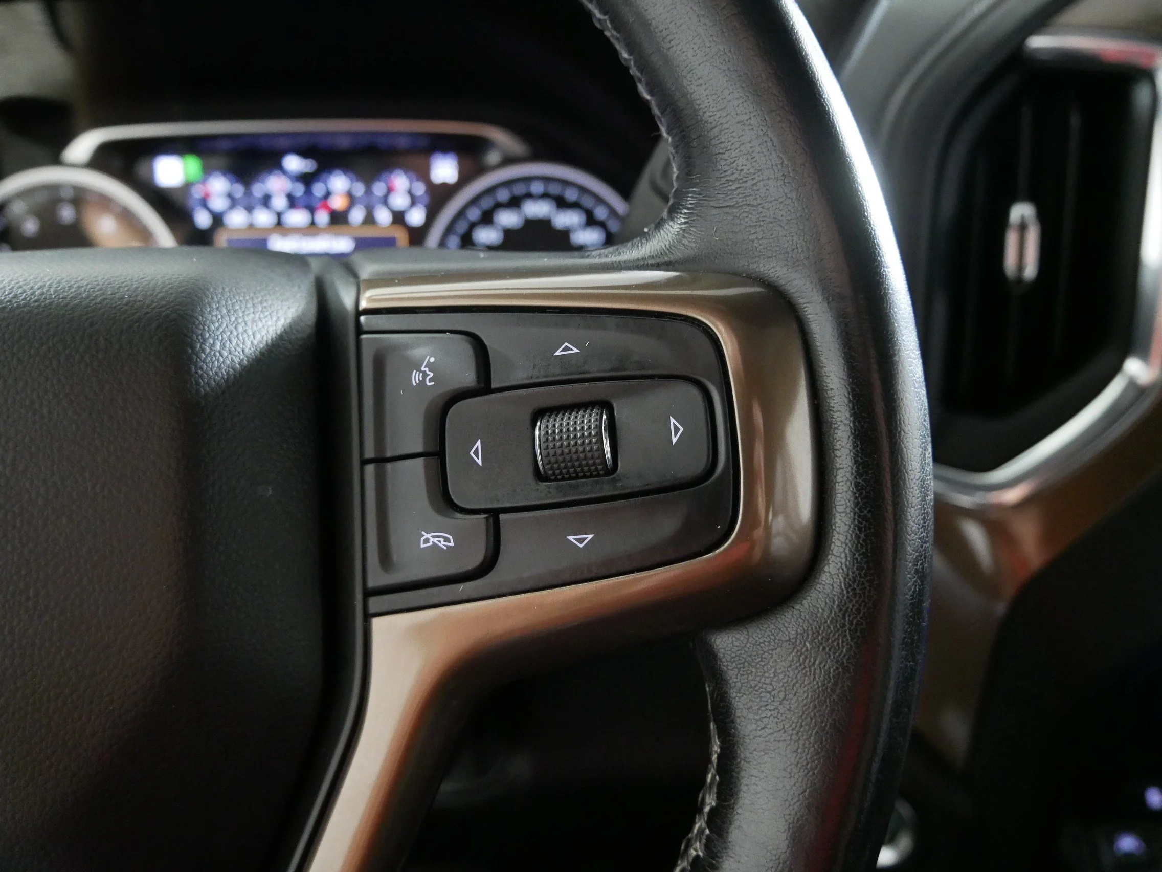 Used 2021 Satin Steel Metallic Chevrolet High Country image 28
