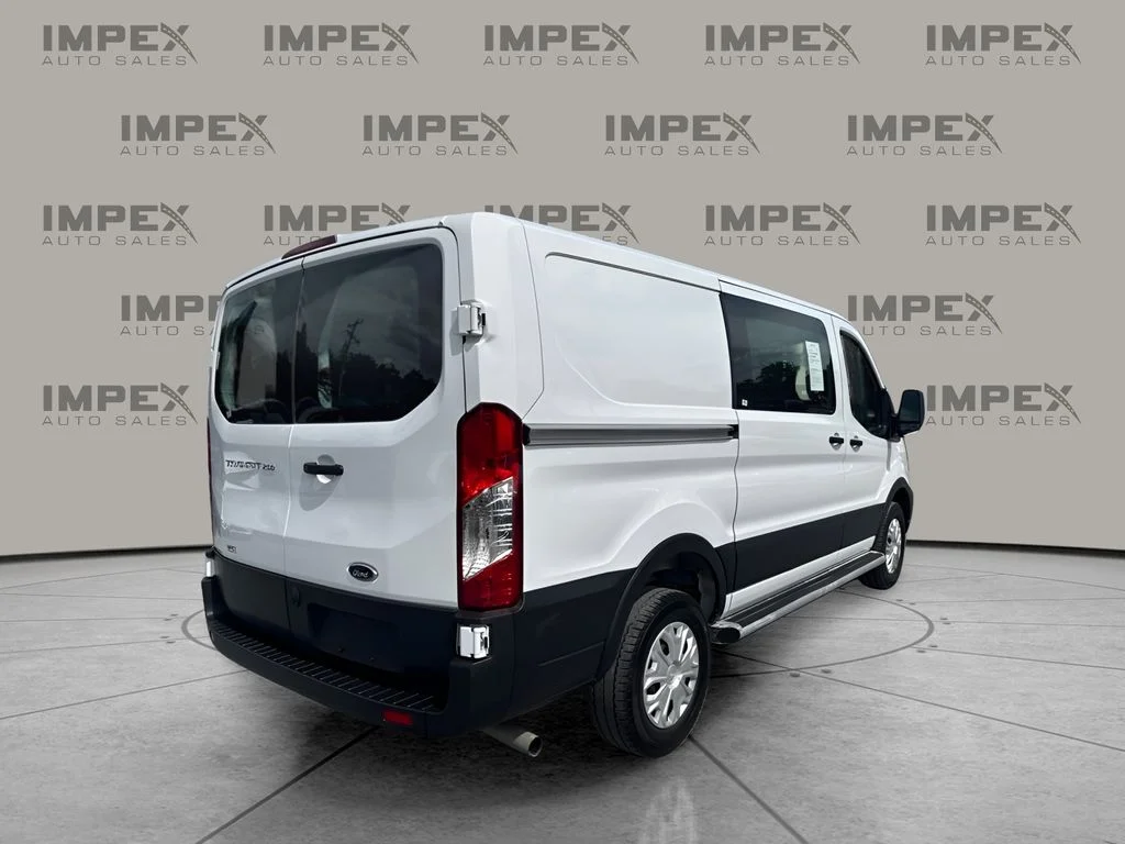 Used 2025 White Ford Base image 3