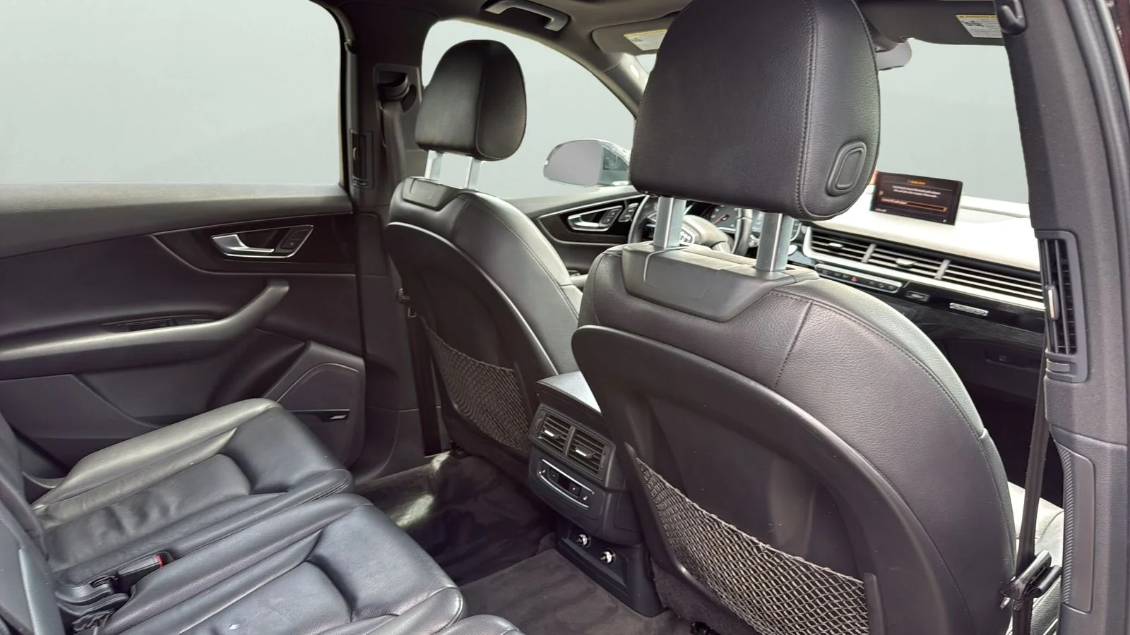 Used 2018 Black Audi 3.0T Premium image 27