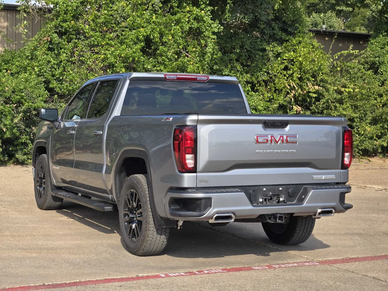 New 2026 Sterling Metallic GMC Elevation image 3
