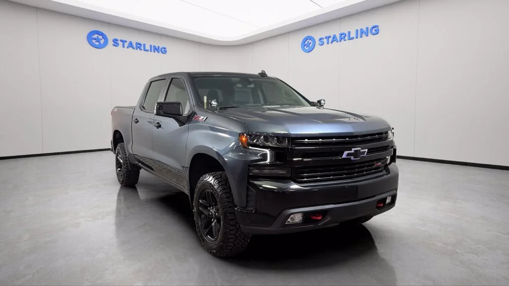 Used 2021 SHADOW GRAY METALLIC Chevrolet LT Trail Boss image 15