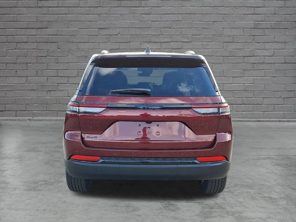 New 2025 Velvet Red Pearlcoat Jeep Altitude X image 7