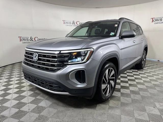 2024 Volkswagen Atlas SE w/Tech
