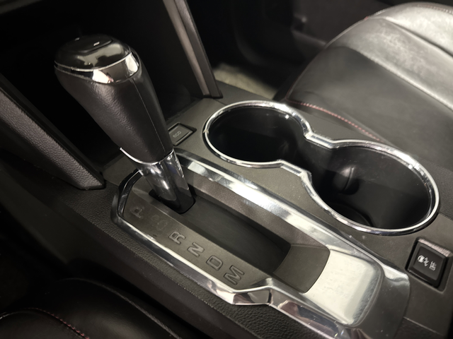 Used 2017 Onyx Black GMC SLT image 20
