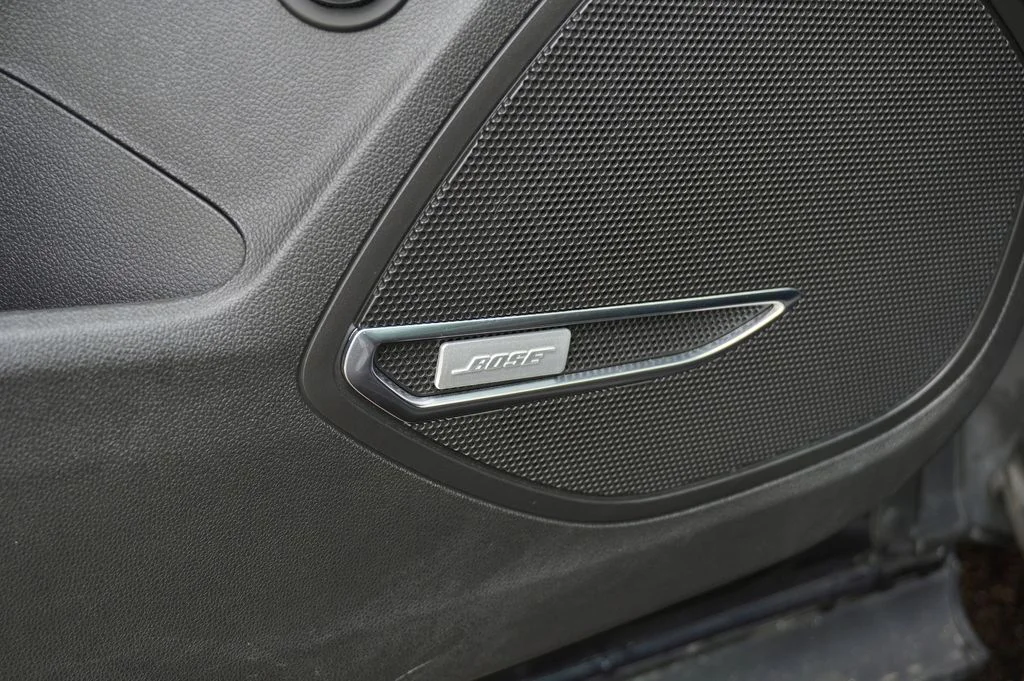 Used 2021 Blue Buick Essence image 10
