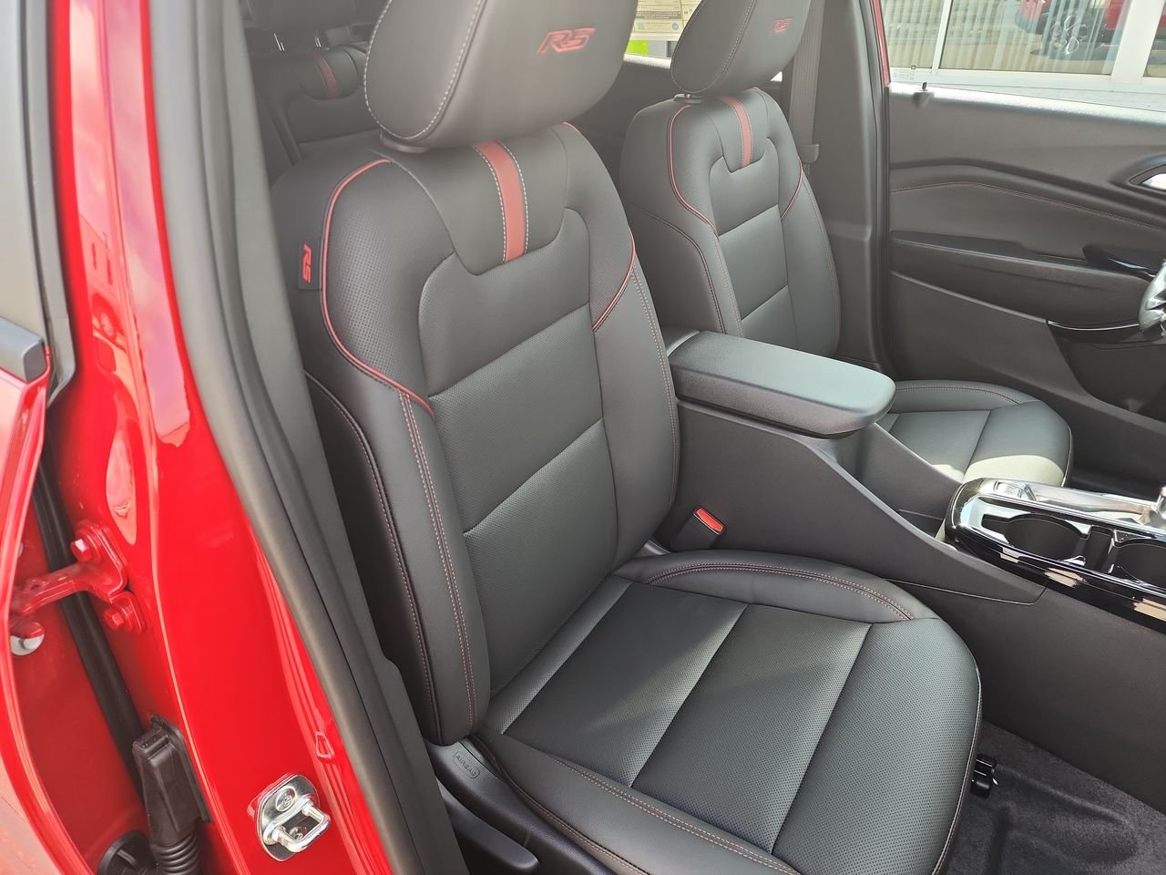 New 2026 Apex Red Chevrolet 2RS image 24
