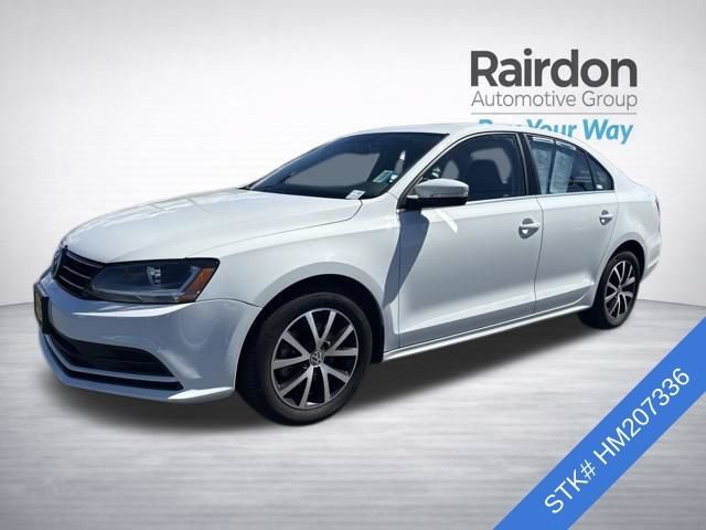 Used 2017 Pure White Volkswagen 1.4T SE image 3