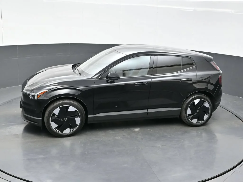 New 2026 Black Volvo Twin Motor Performance Ultra image 28