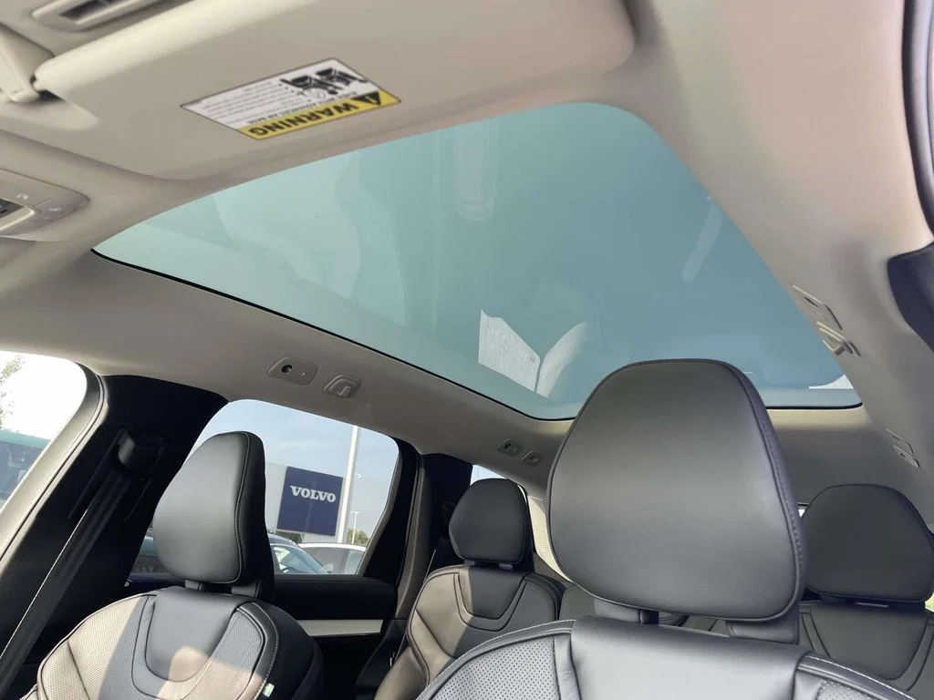 New 2026 Aurora Silver Volvo Ultra image 9