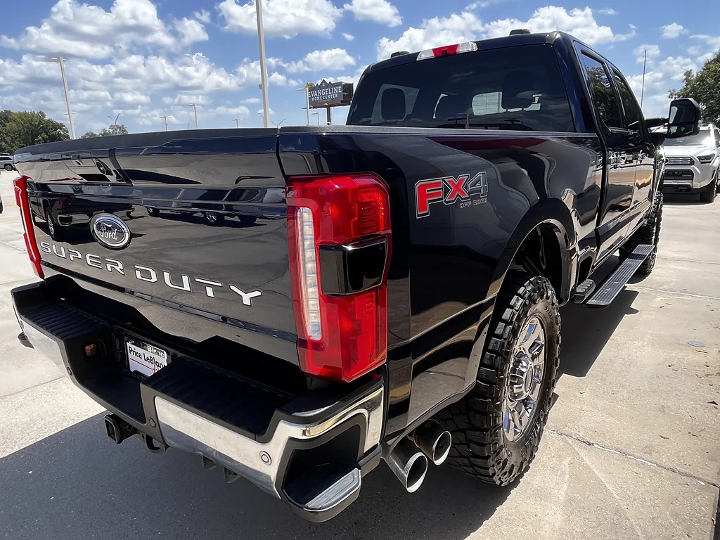 Used 2025 Antimatter Blue Ford Lariat image 3