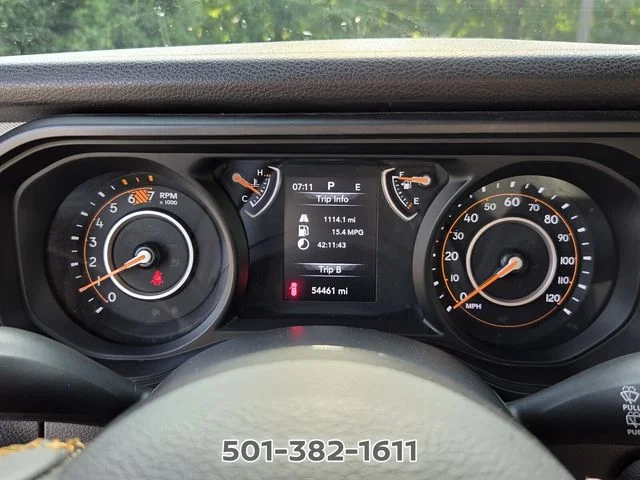 Used 2024 Silver Jeep Sport S image 29