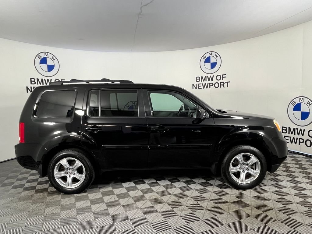 Used 2014 Black Honda EX-L image 10