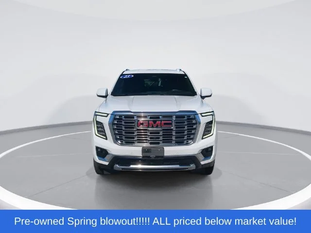 Used 2025 White GMC Denali image 3