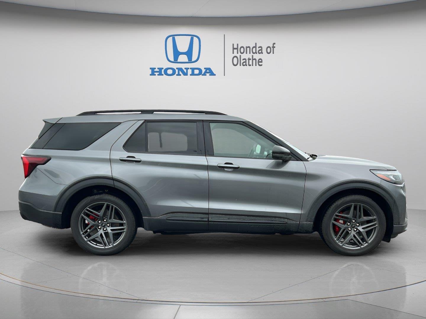 Used 2025 Ford Explorer ST with VIN 1FMWK8GC8SGB19357 for sale in Kansas City