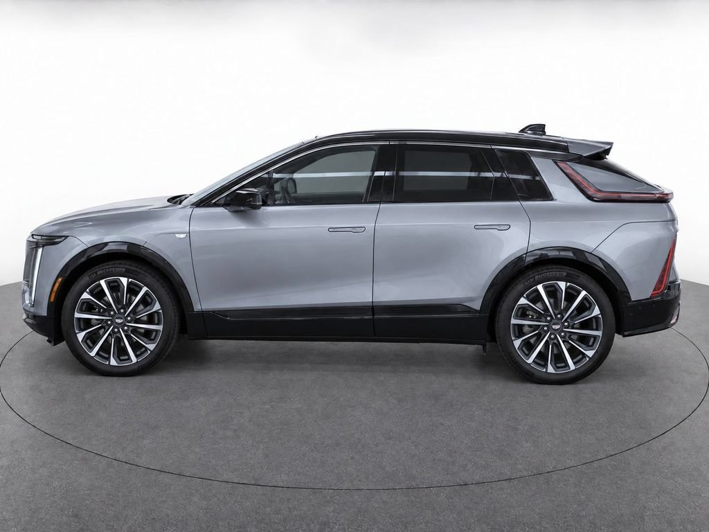 Used 2024 Argent Silver Metallic Cadillac Sport image 3