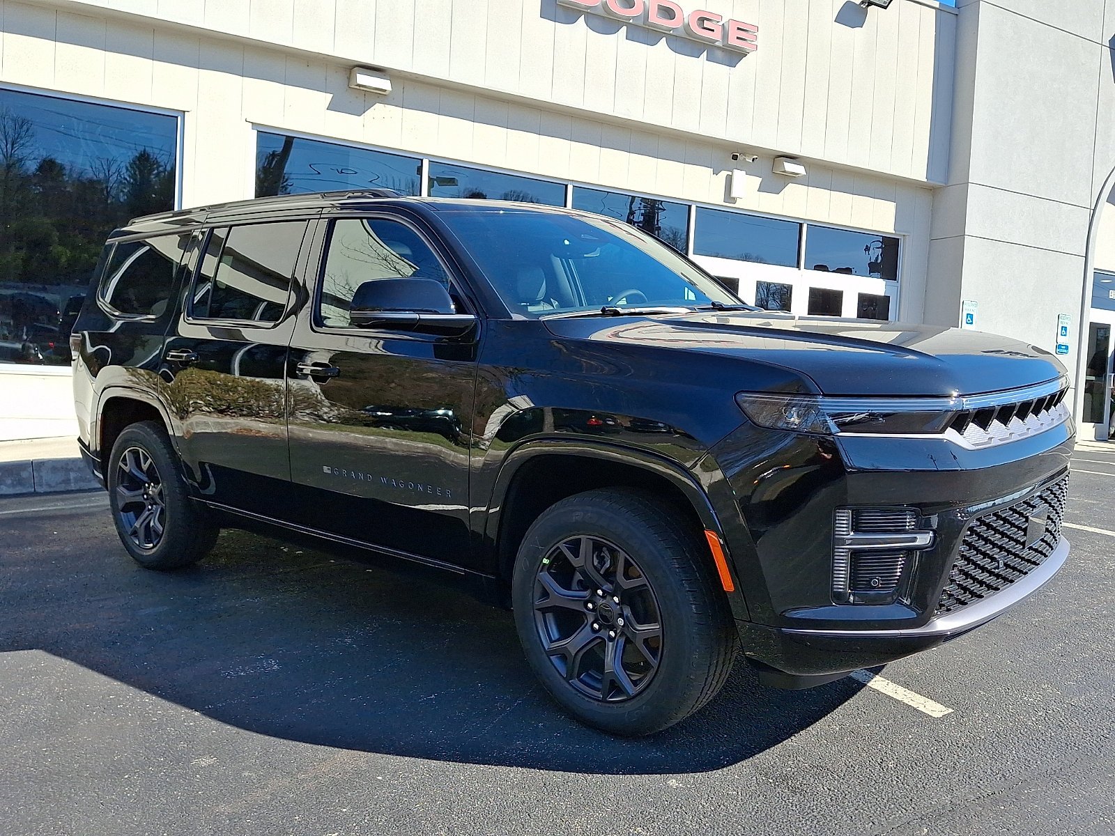 New 2026 High Gloss Black Exterior Paint Jeep Limited Altitude image 2