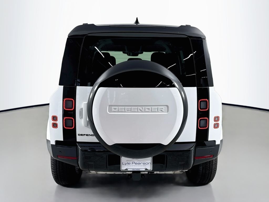 New 2026 Fuji White LAND ROVER S image 10