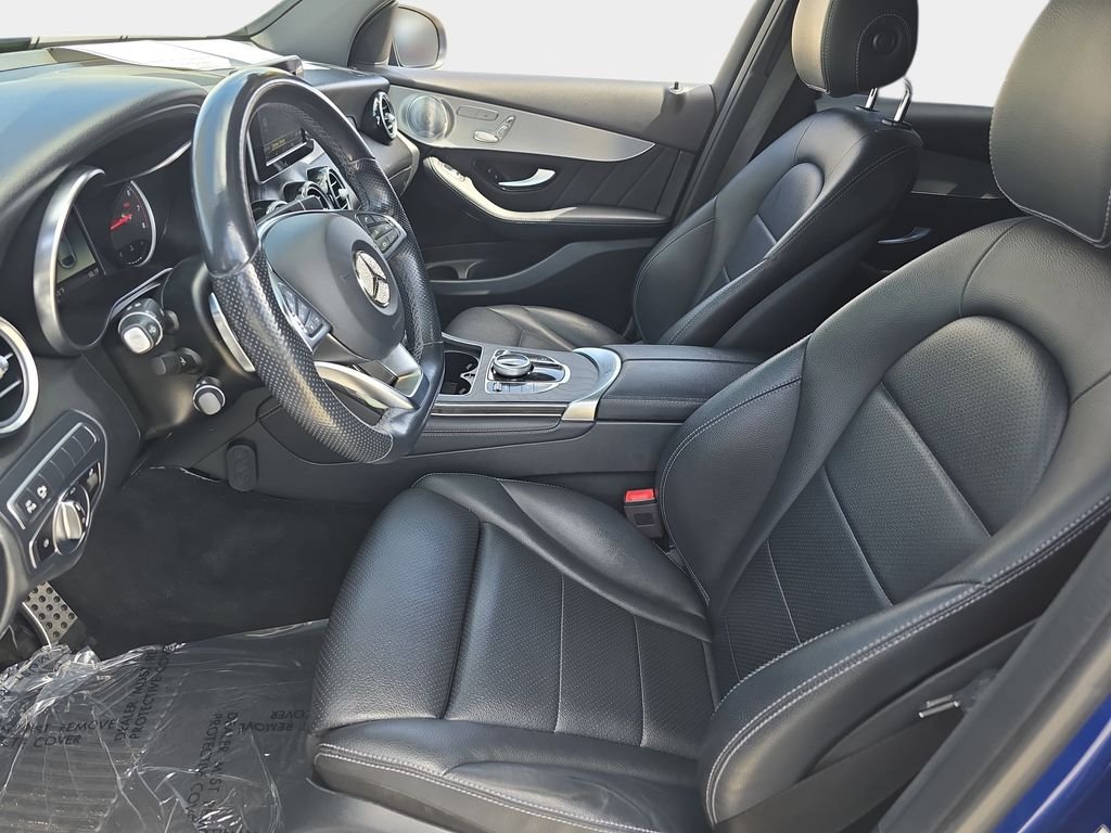 Used 2019 Red Mercedes-Benz GLC 300 Coupe image 18