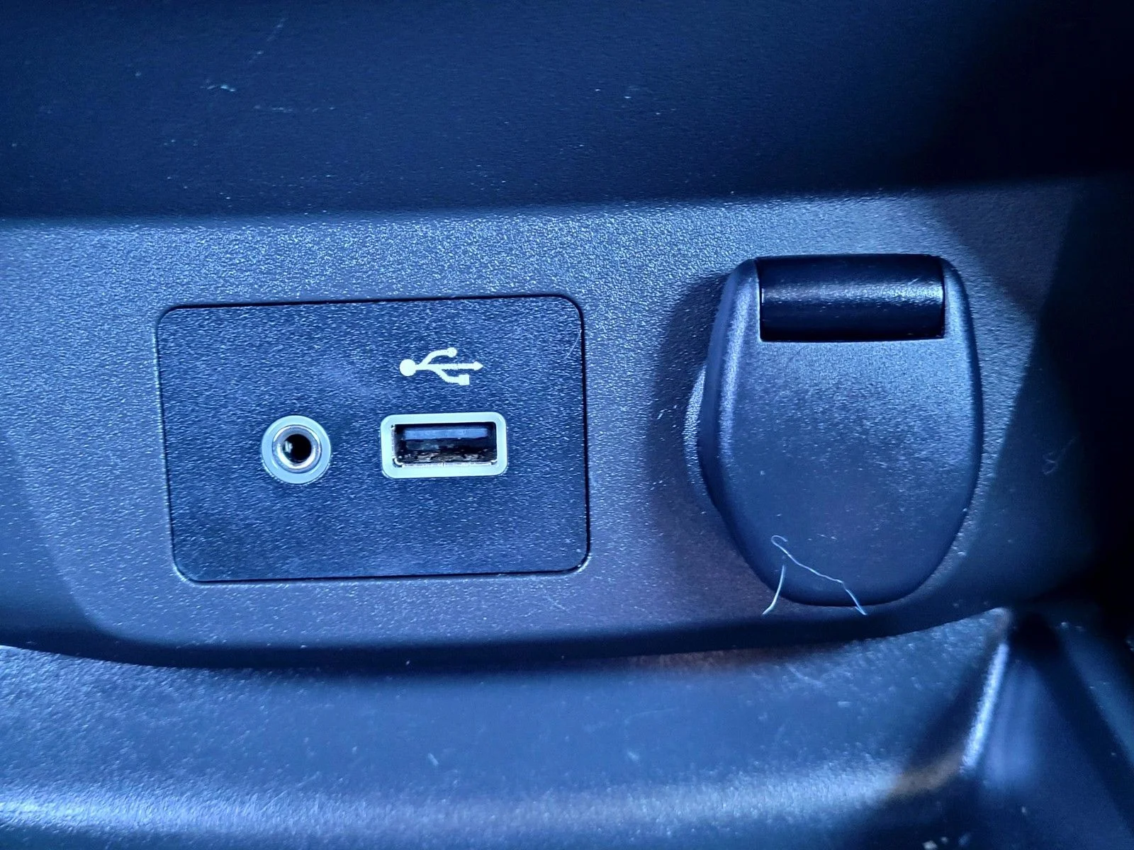 Used 2019 Gun Metallic Nissan S image 31