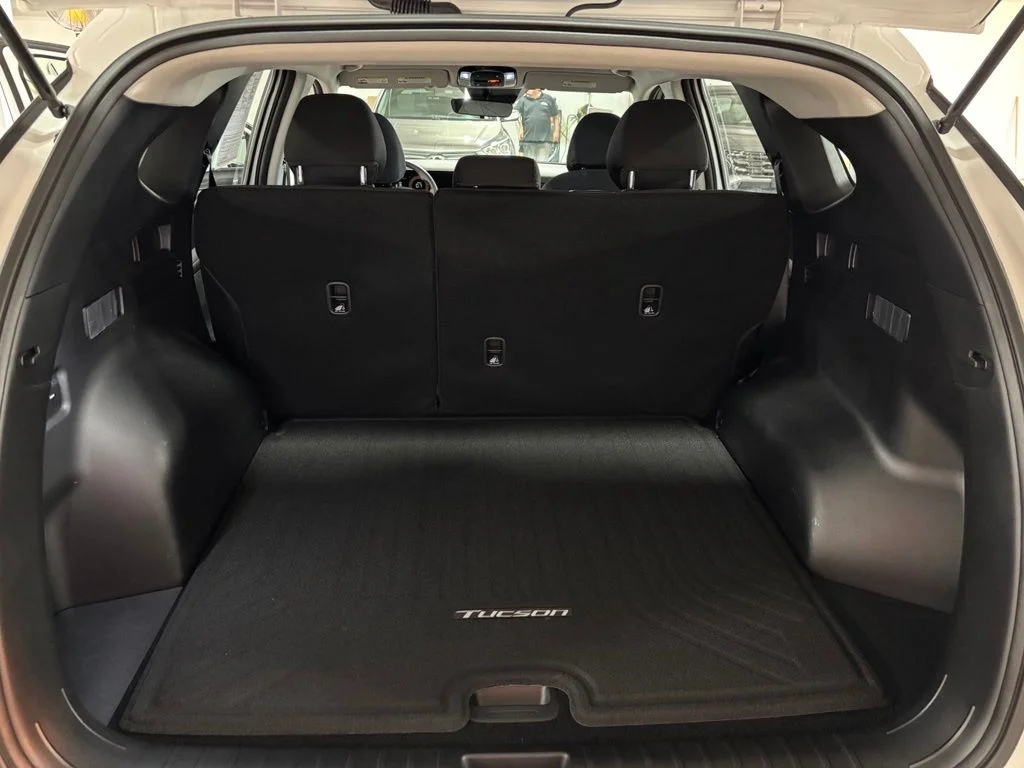 Certified Used 2026 White Hyundai SE image 27