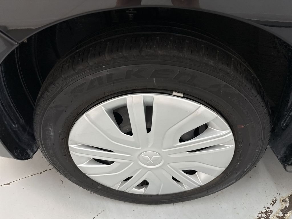 Used 2024 Jet Black Metallic Mitsubishi ES image 29