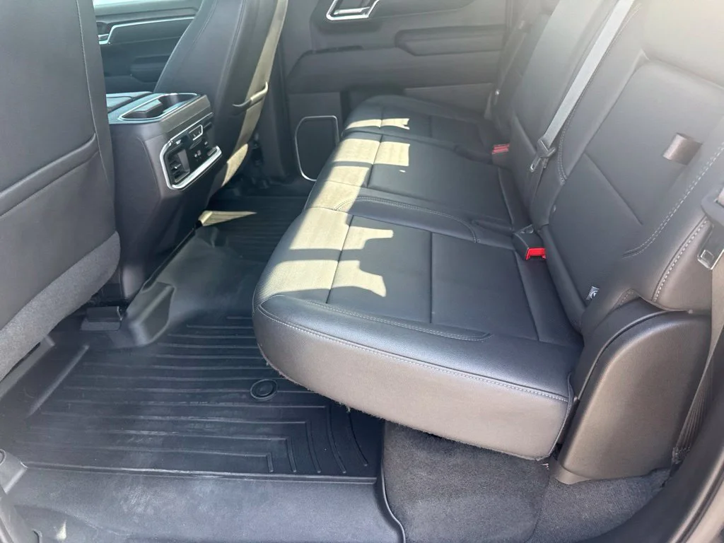 Used 2022 Silver GMC SLT image 8