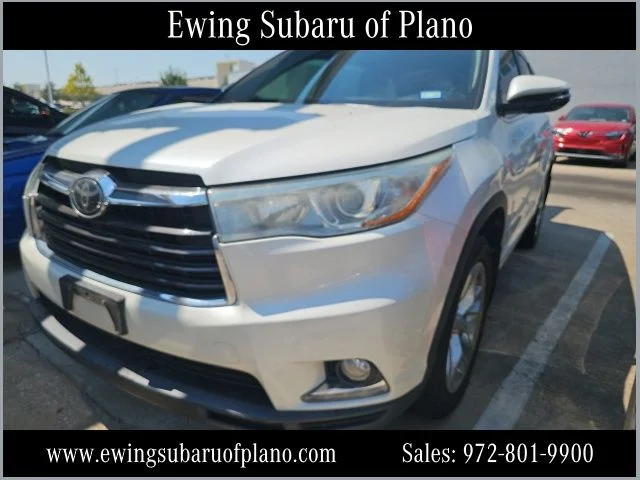 Used 2015 White Toyota Limited Platinum V6 image 1