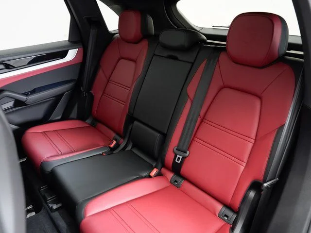 Certified Used 2025  Porsche S image 28