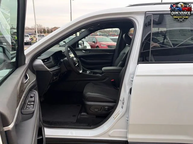 2026 Jeep Grand Cherokee L Laredo - Photo 11
