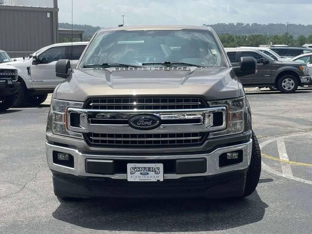 Certified Used 2018 Gray Ford XLT image 9