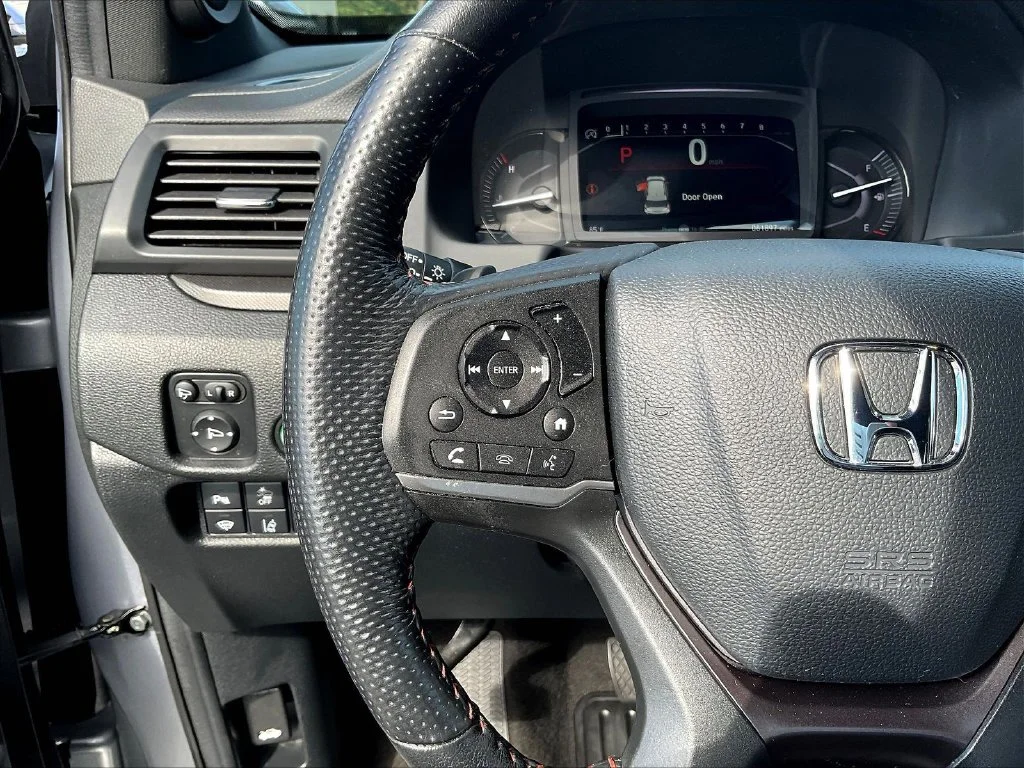 Used 2024 Lunar Silver Metallic Honda TrailSport image 12