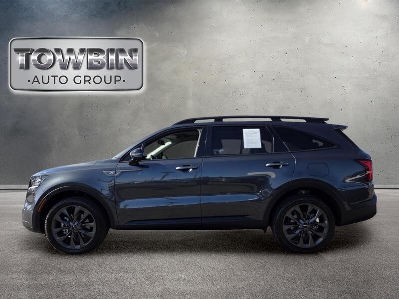 Used 2023 Gray Kia X-Line SX Prestige image 7