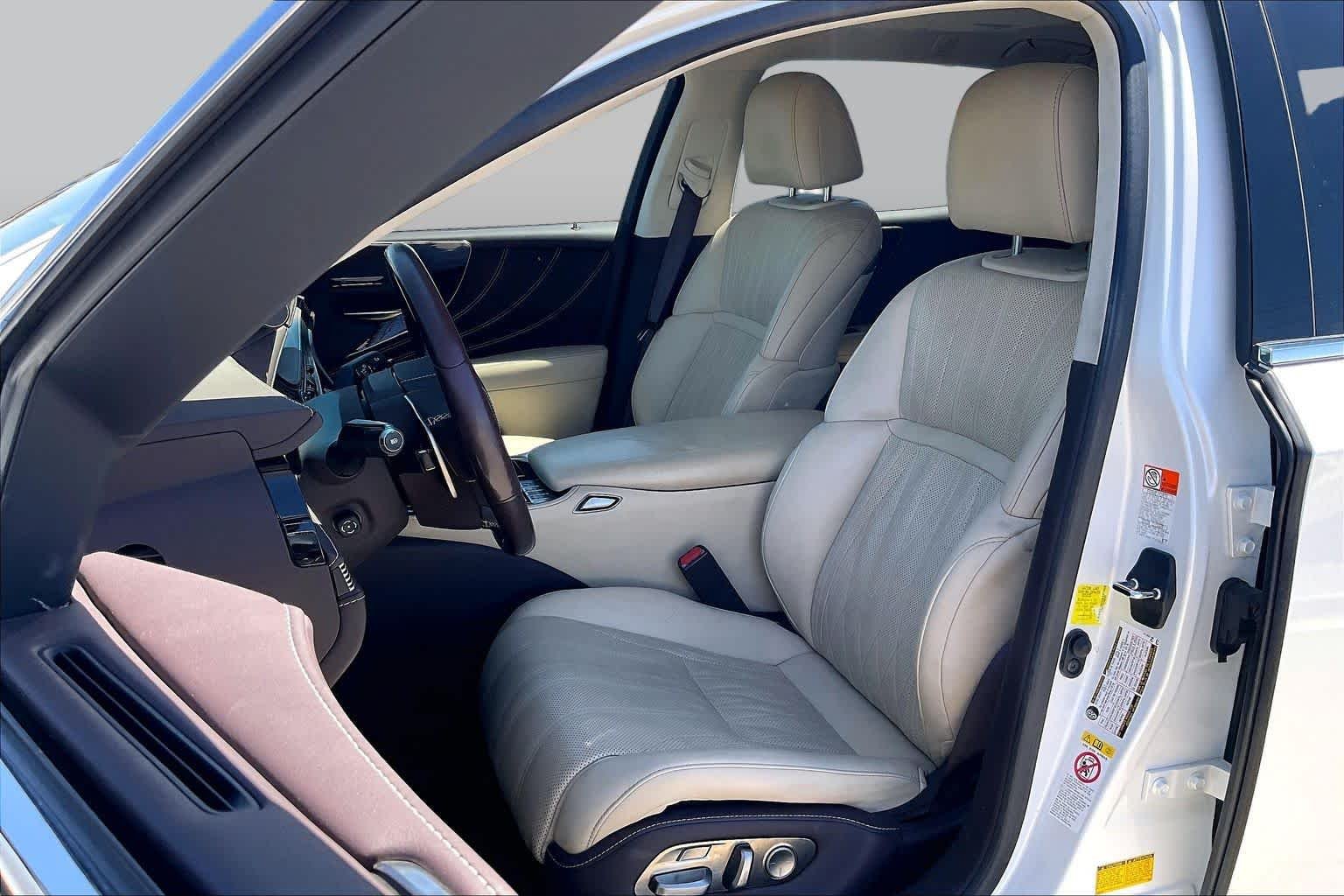 2018 Lexus LS Base - Photo 8