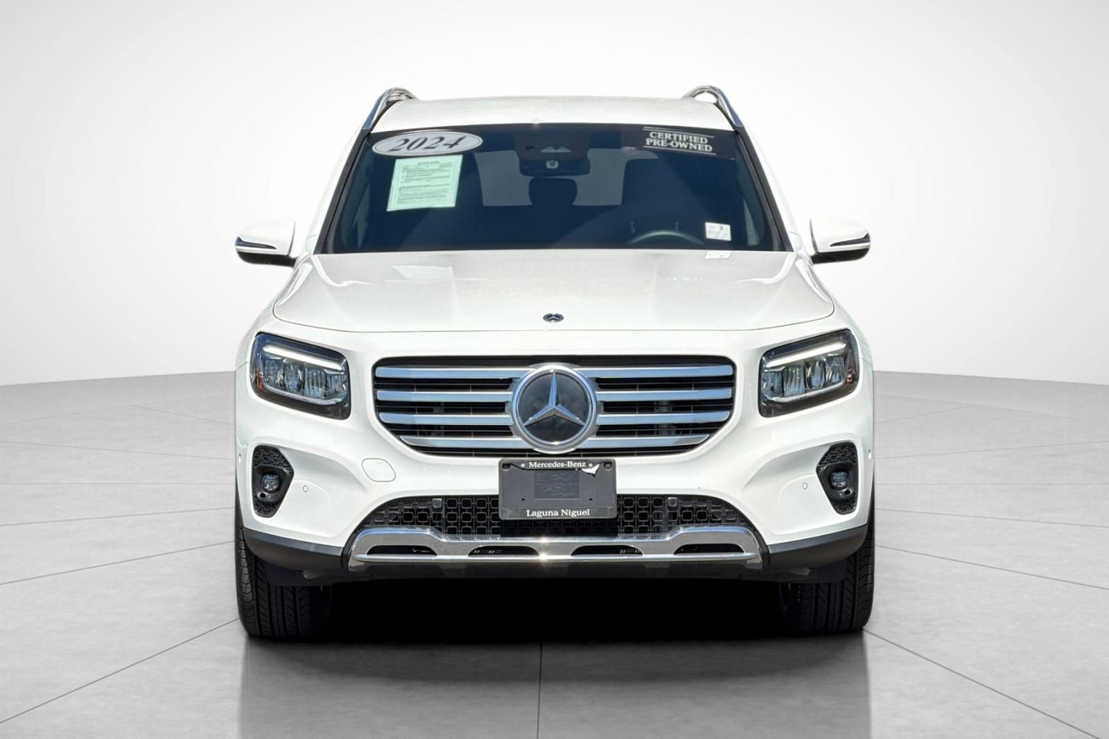Used 2024 White Mercedes-Benz GLB 250 image 6