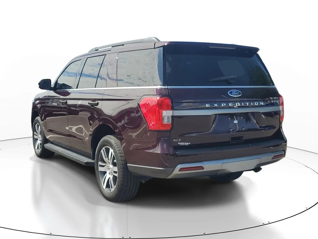 Used 2024 Red Ford XLT image 3