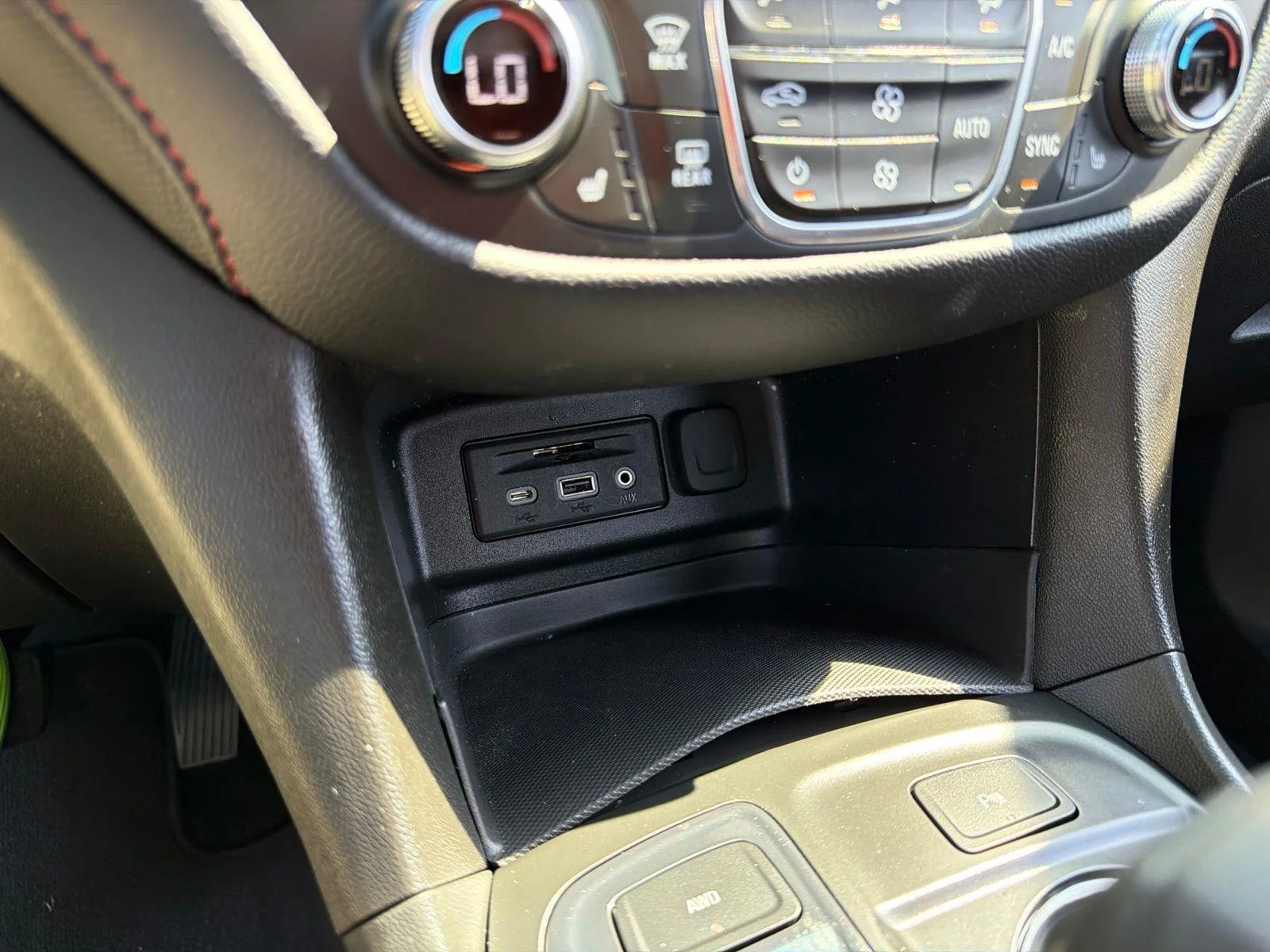 Used 2024 White Chevrolet RS image 35