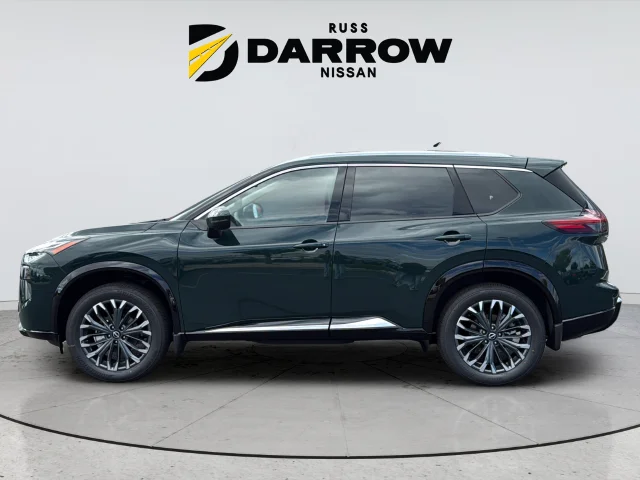 New 2026 Obsidian Green Pearl Nissan Platinum image 2